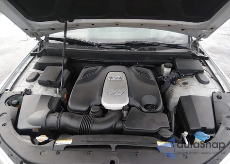 2009 Hyundai Genesis 4.6 z USA, uszkodzony, nr VIN KMHGC46FX9U058448